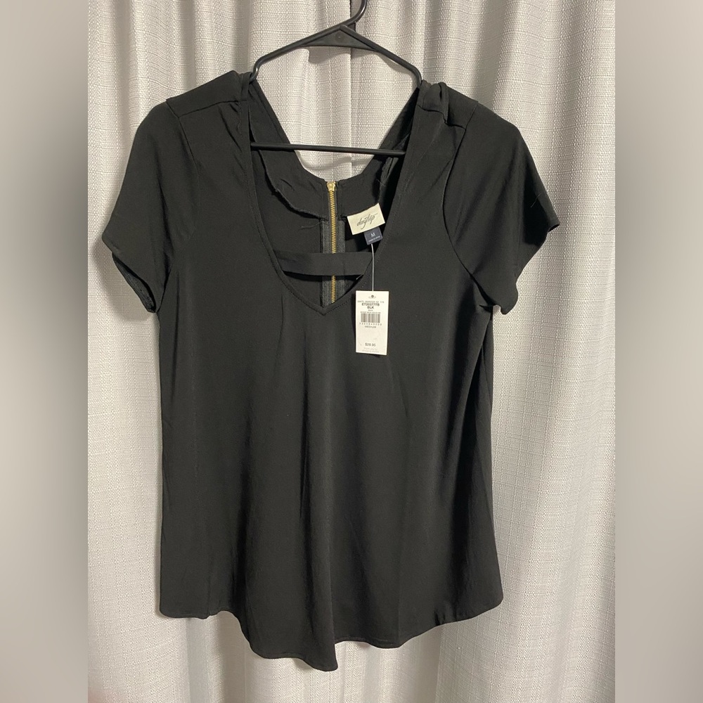 Daytrip Black Top with Zip-up Back